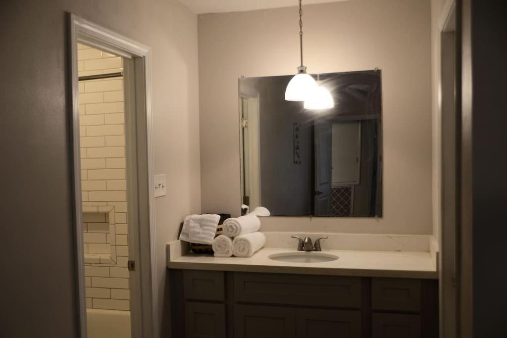 Comfortable 3 Bed, 2 Bath, Pet Friendly Home Close To Baton Rouge Denham Springs Extérieur photo