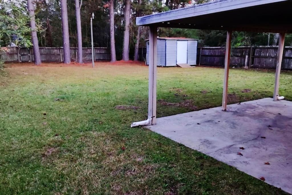 Comfortable 3 Bed, 2 Bath, Pet Friendly Home Close To Baton Rouge Denham Springs Extérieur photo